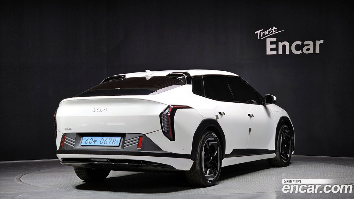 Kia EV4 2026