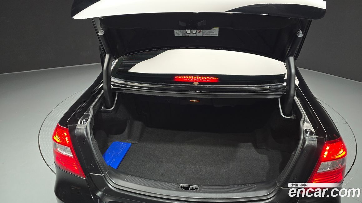 KG_Mobility_Ssangyong Chairman 2011