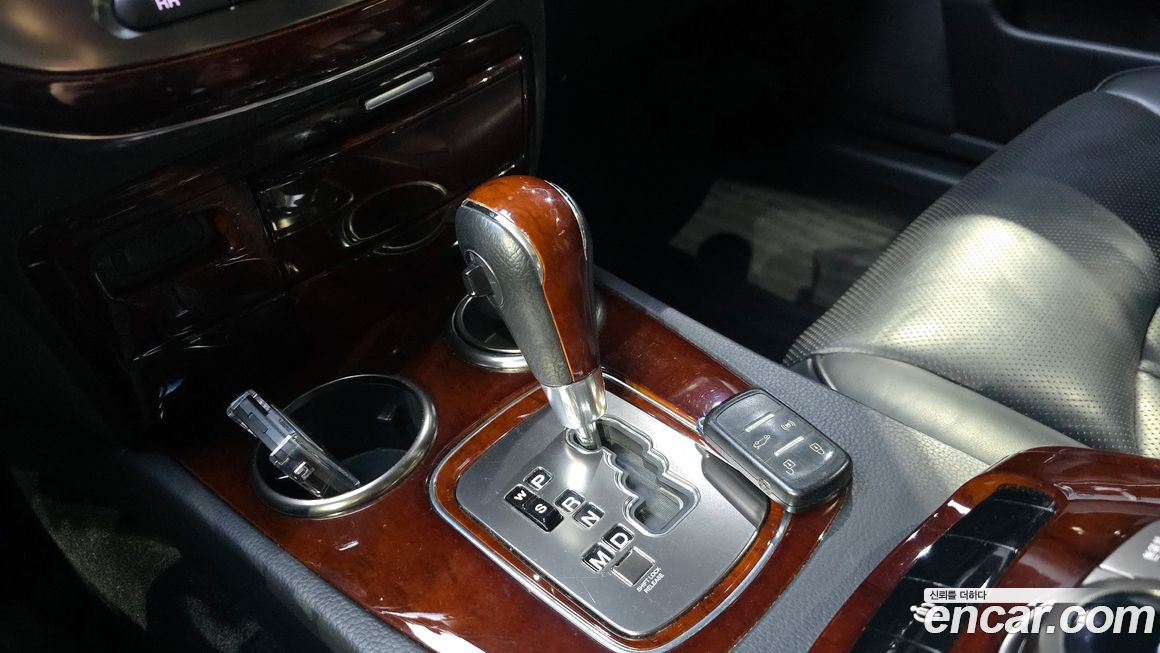 KG_Mobility_Ssangyong Chairman 2011