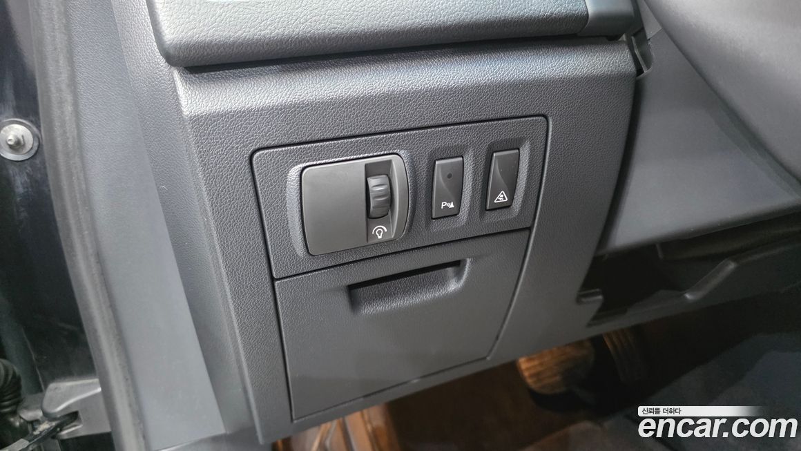 Renault-KoreaSamsung SM7 2012