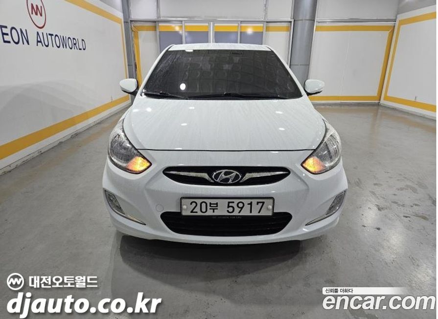 Hyundai Accent 2011