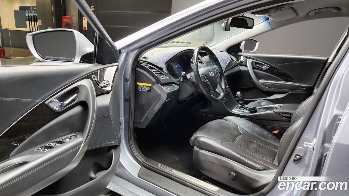 Hyundai Grandeur 2016