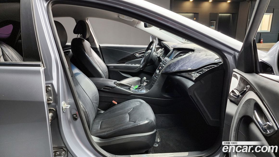 Hyundai Grandeur 2016