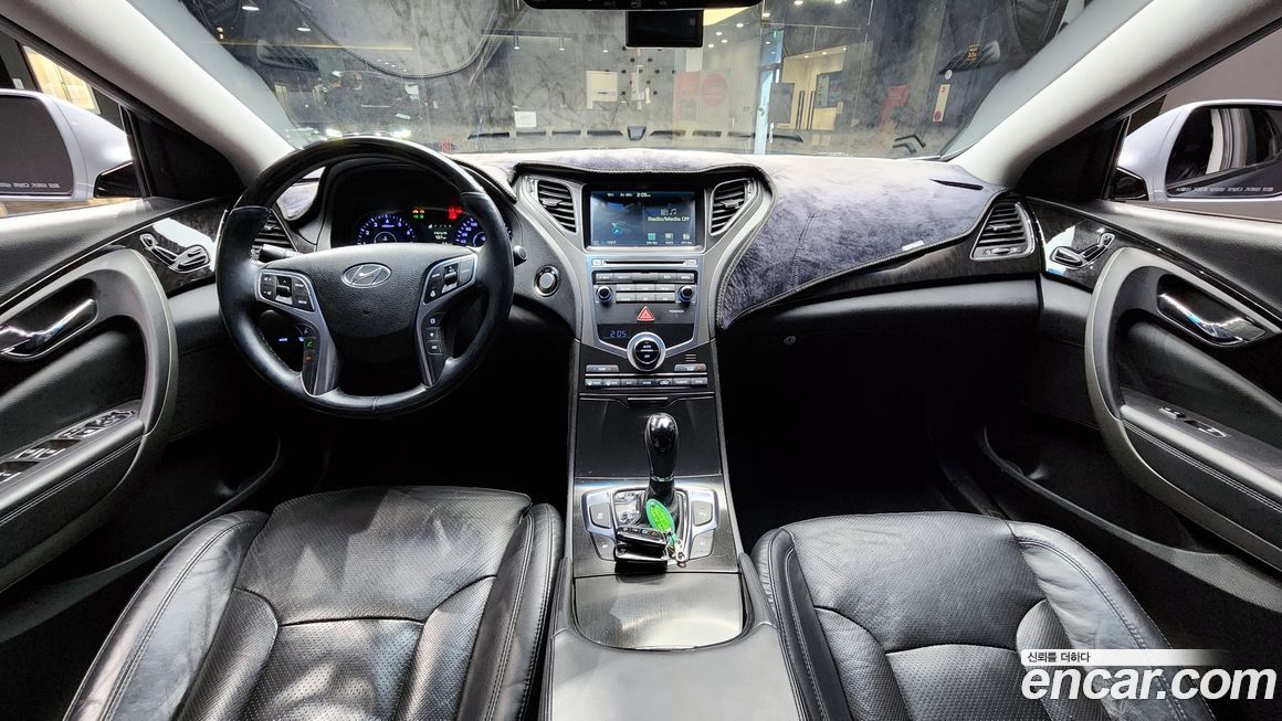 Hyundai Grandeur 2016