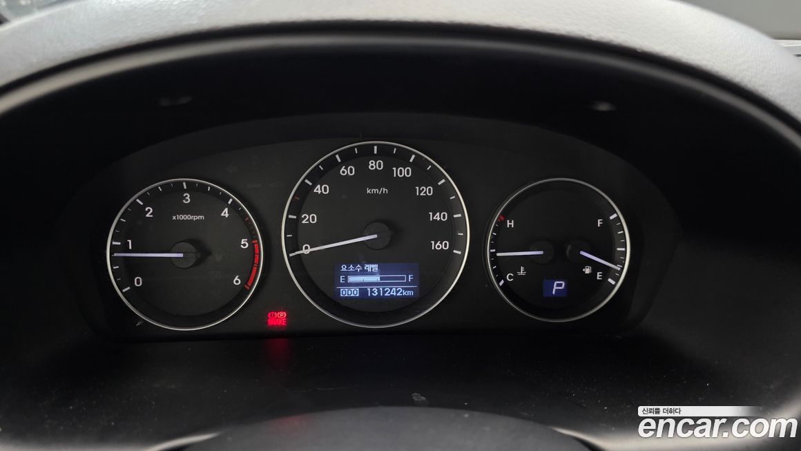 Hyundai Starex 2016
