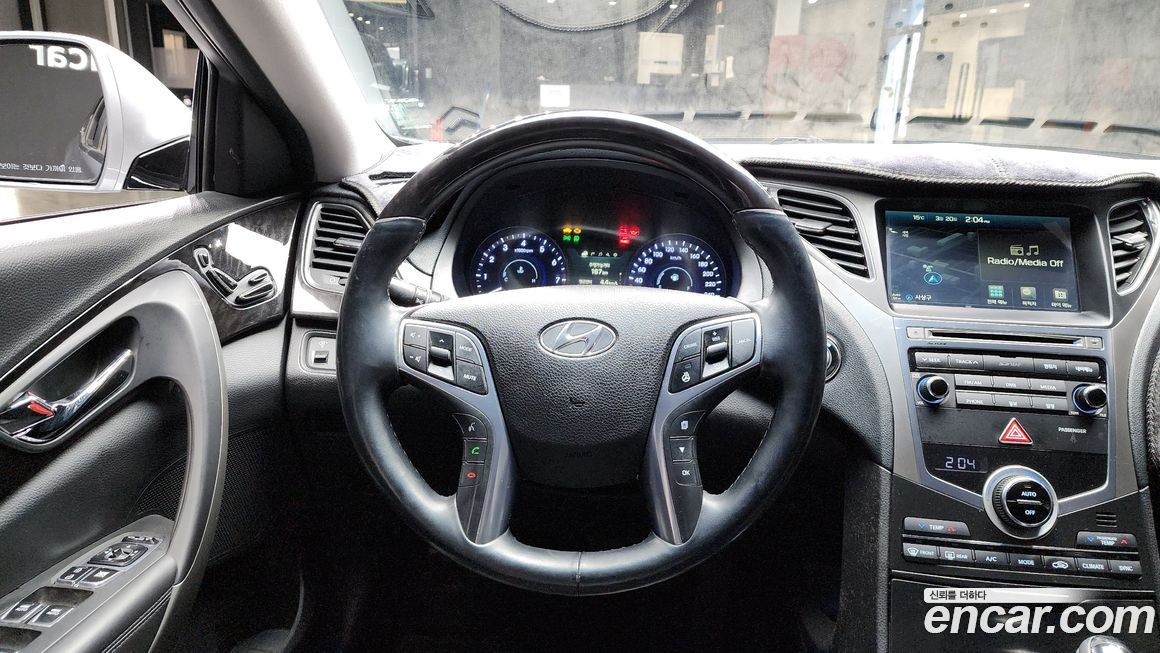 Hyundai Grandeur 2016