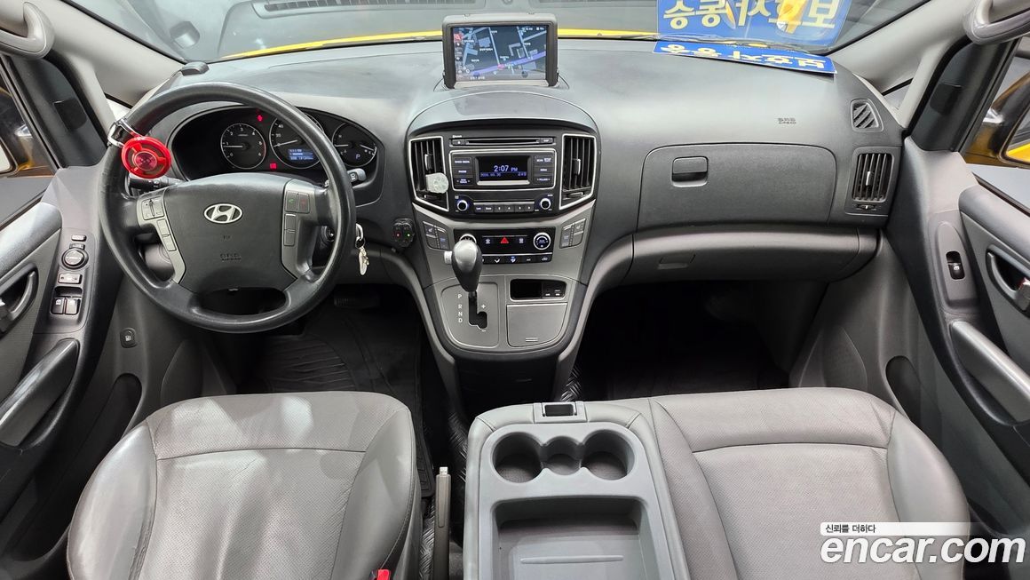 Hyundai Starex 2016
