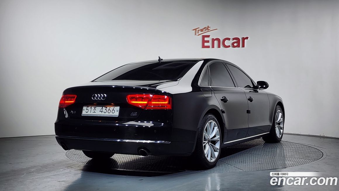 Audi A8 2011