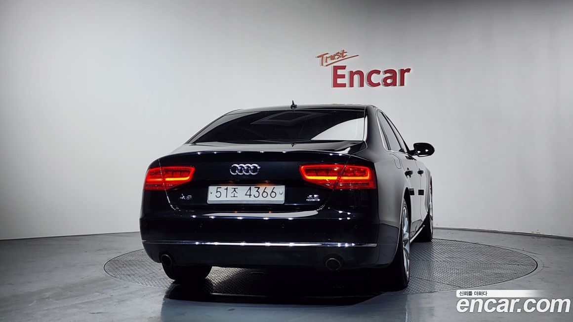 Audi A8 2011
