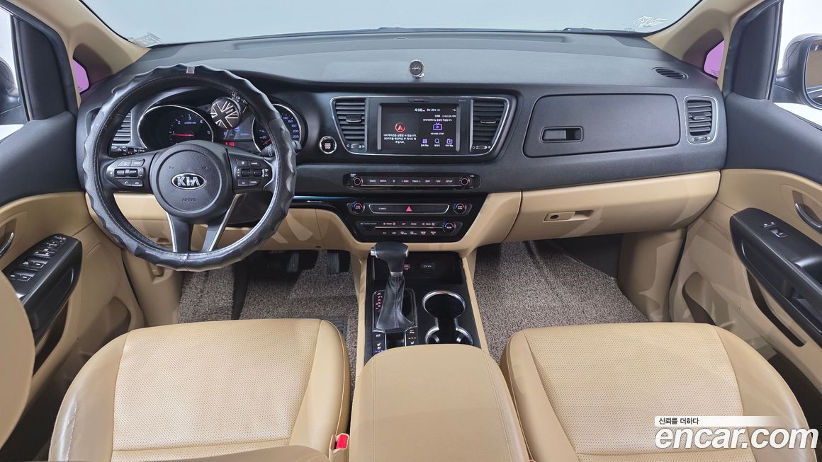 Kia Canival 2019