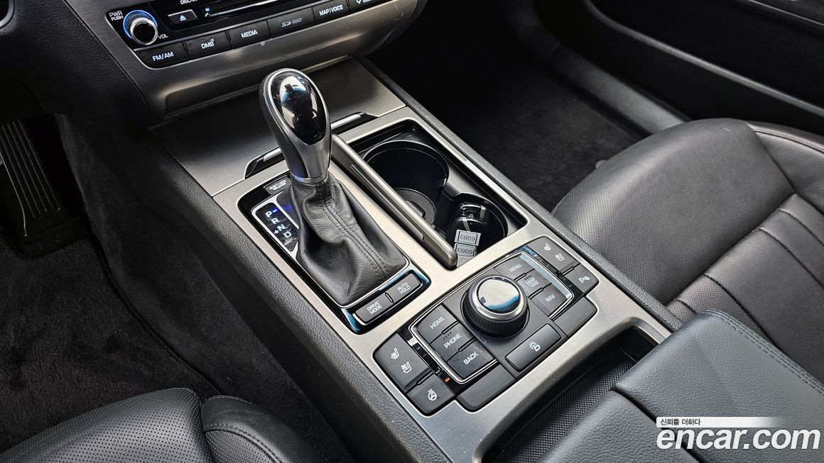 Hyundai Genesis 2015