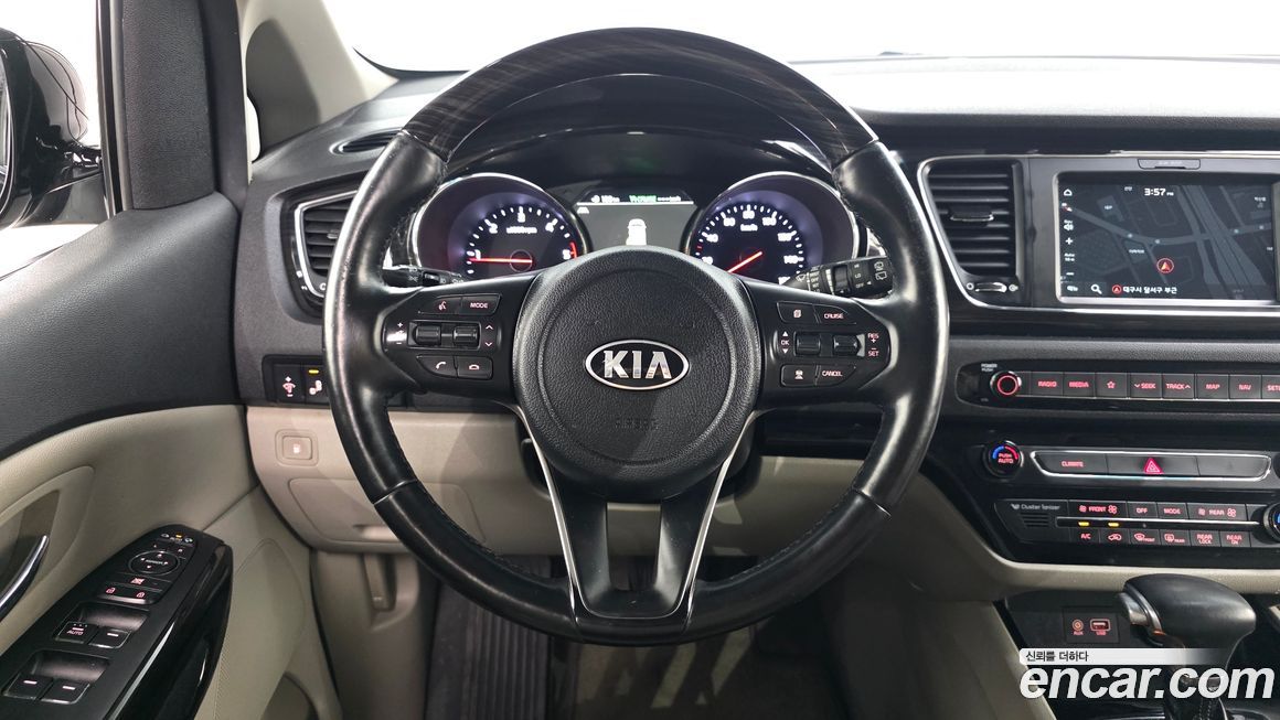 Kia Canival 2019