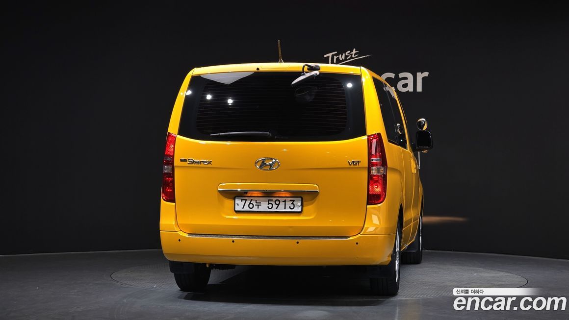Hyundai Starex 2019