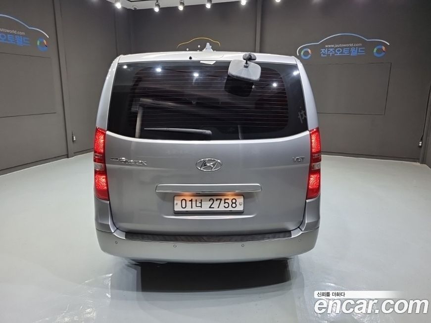 Hyundai Starex 2019