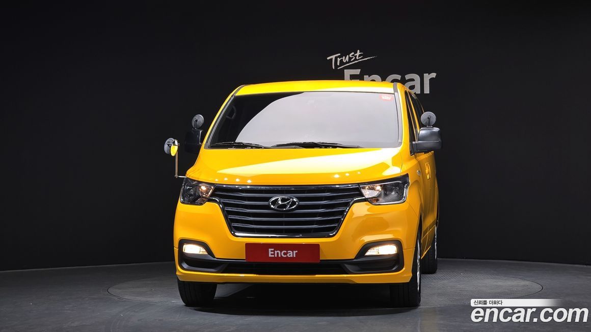 Hyundai Starex 2019
