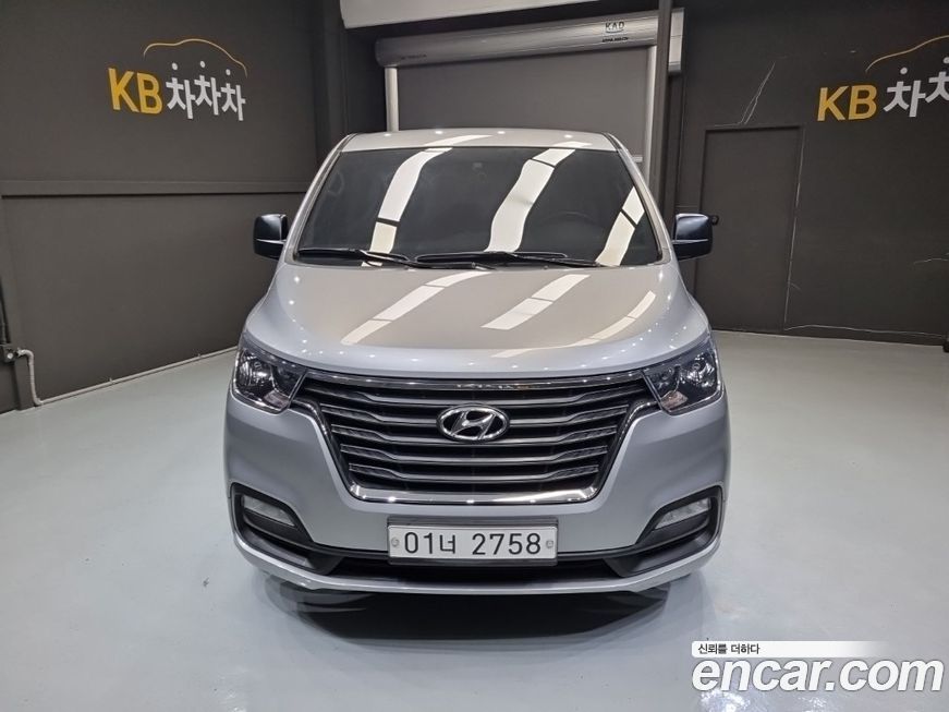 Hyundai Starex 2019