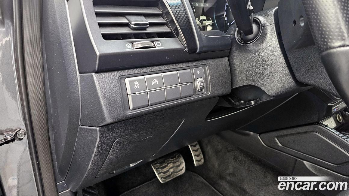 KG_Mobility_Ssangyong Rexton 2020