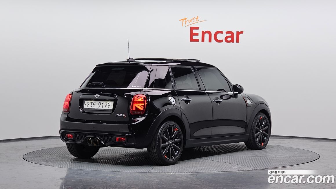 Mini Cooper 2019