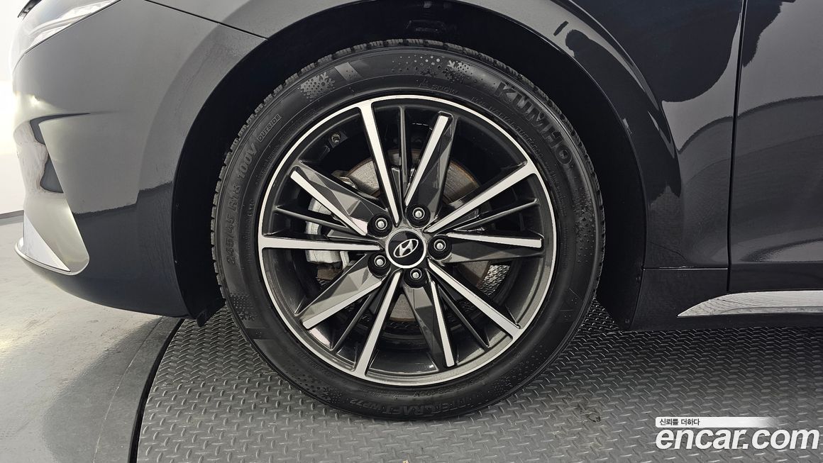 Hyundai Grandeur 2021