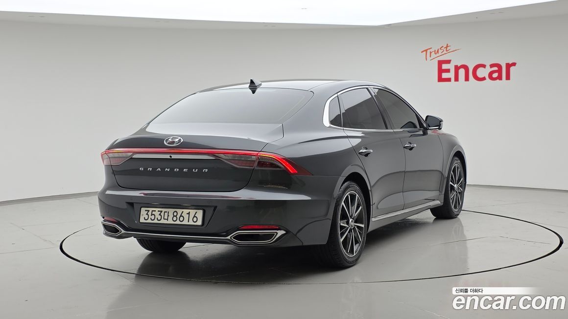 Hyundai Grandeur 2022