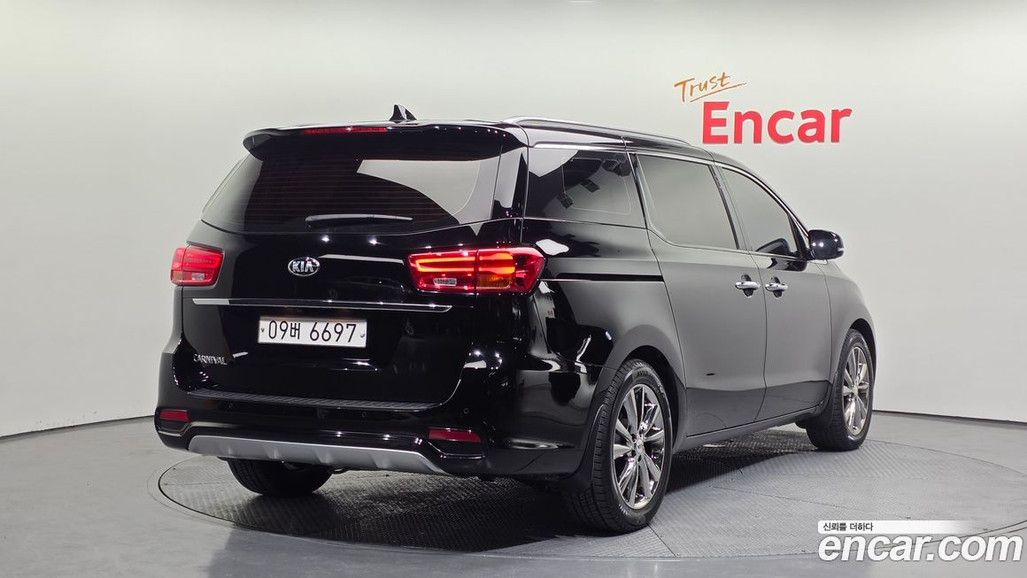 Kia Canival 2019