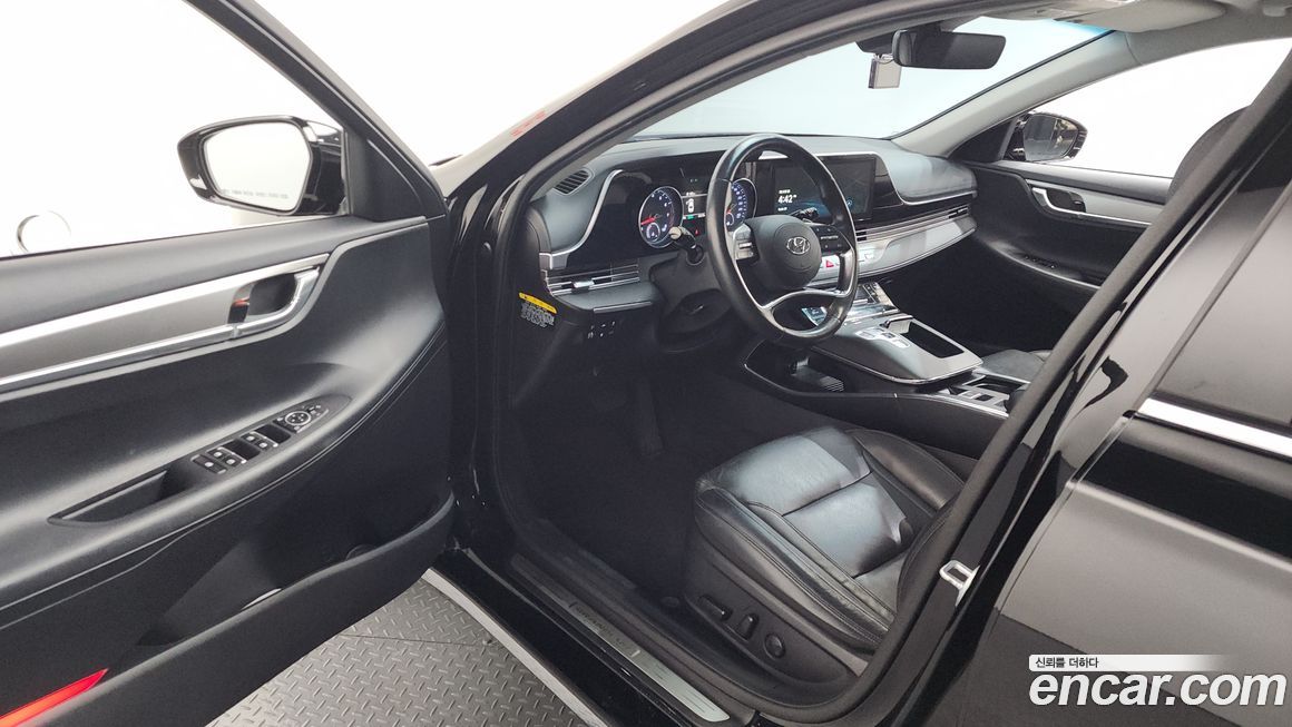 Hyundai Grandeur 2020