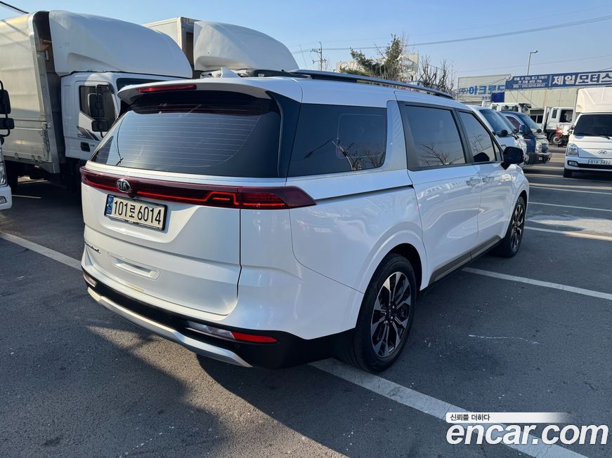 Kia Canival 2021