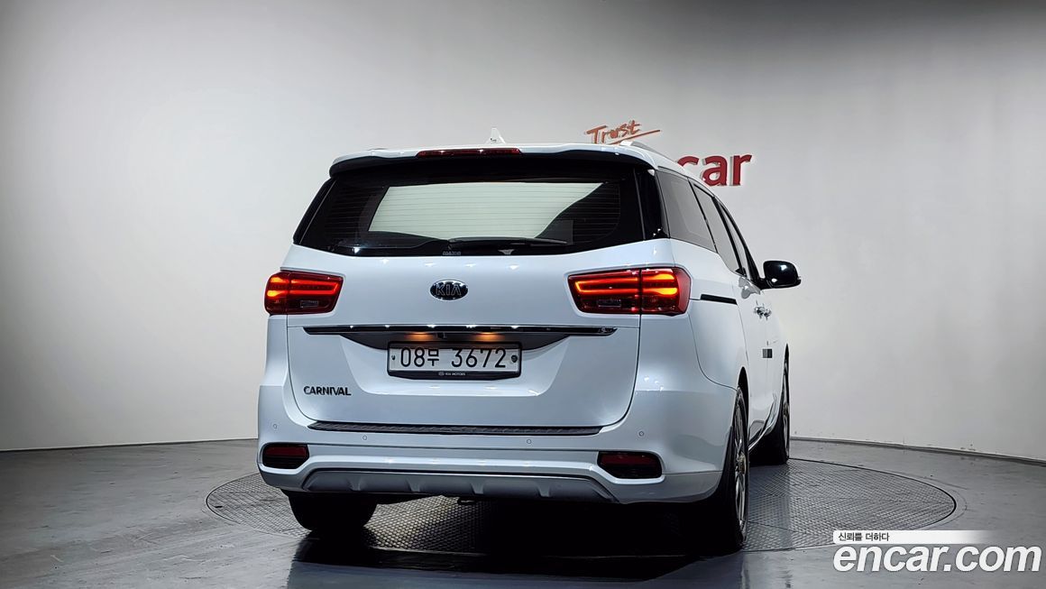 Kia Canival 2019