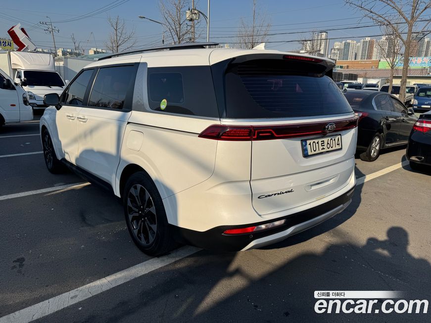 Kia Canival 2021