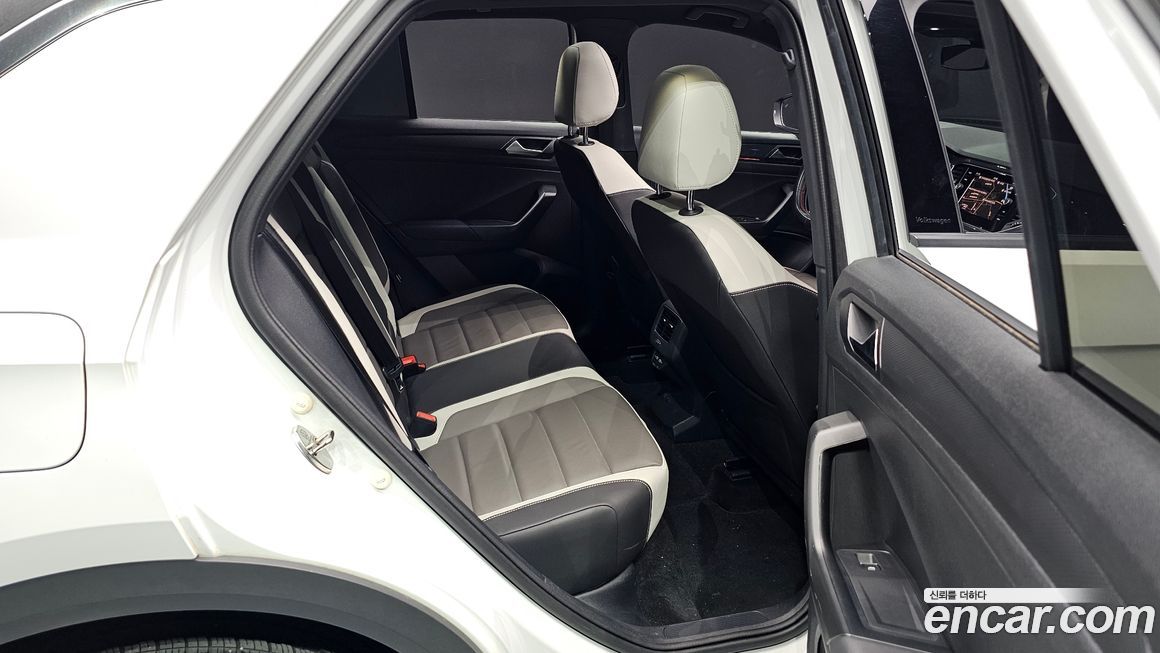 Volkswagen T-Roc 2021