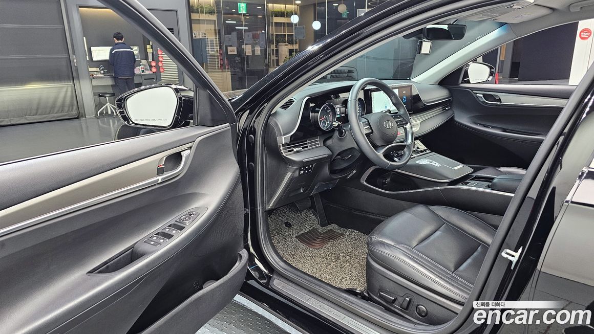 Hyundai Grandeur 2020