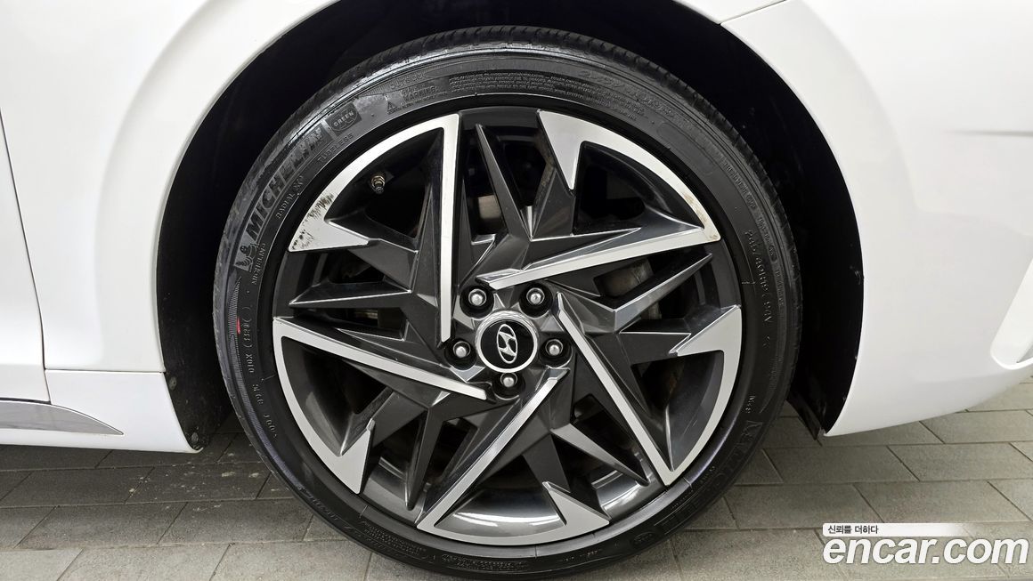 Hyundai Grandeur 2021