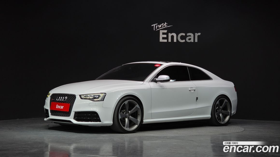 Audi RS5 2013