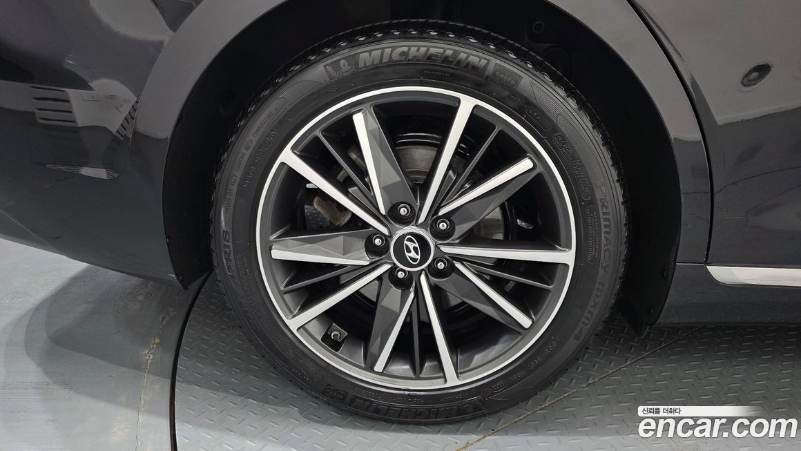 Hyundai Grandeur 2023