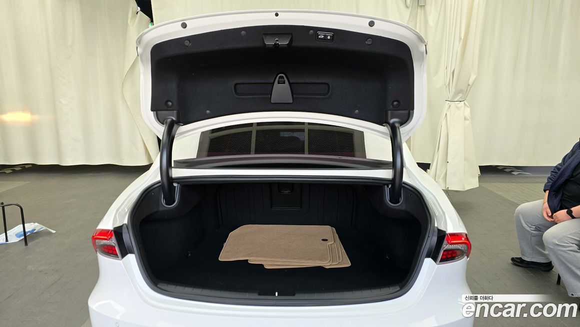 Hyundai Grandeur 2021