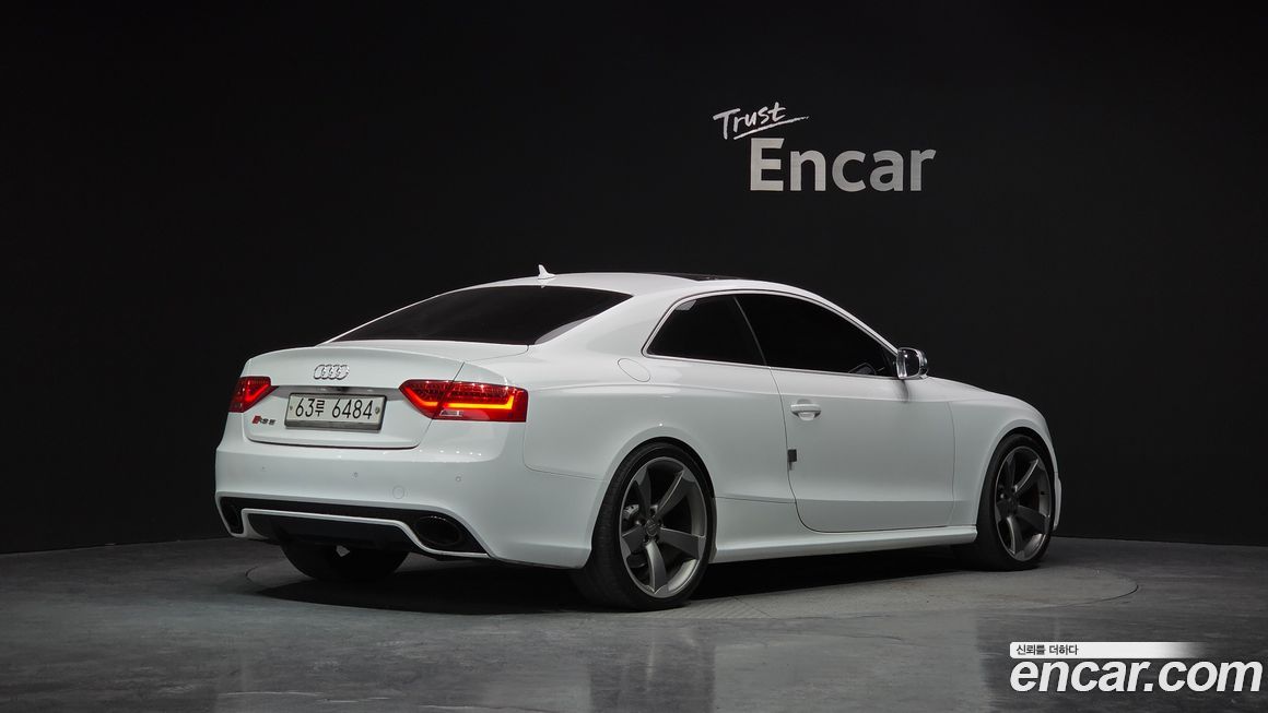 Audi RS5 2013