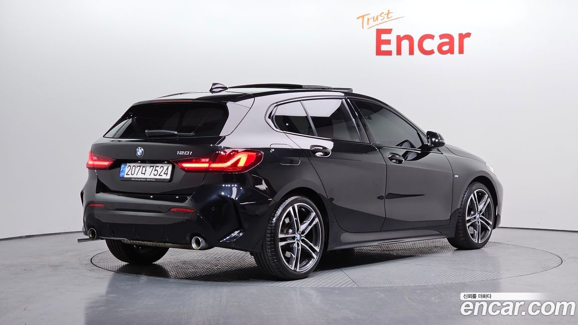 BMW 1-Series 2021