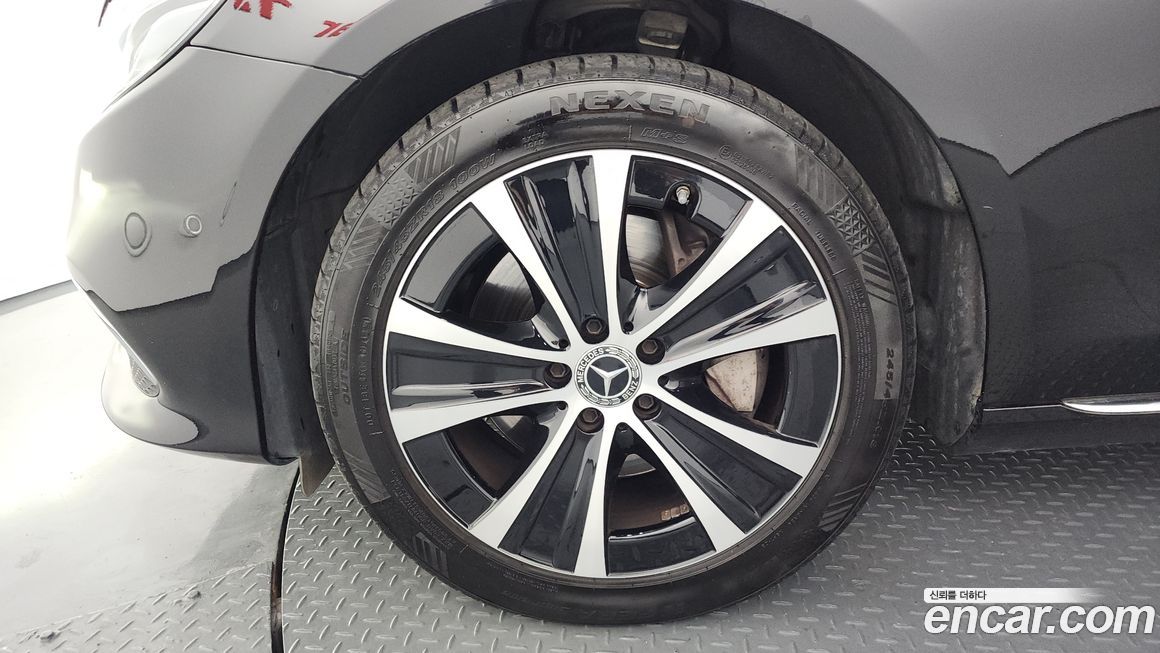 Mercedes-Benz E-Class 2020