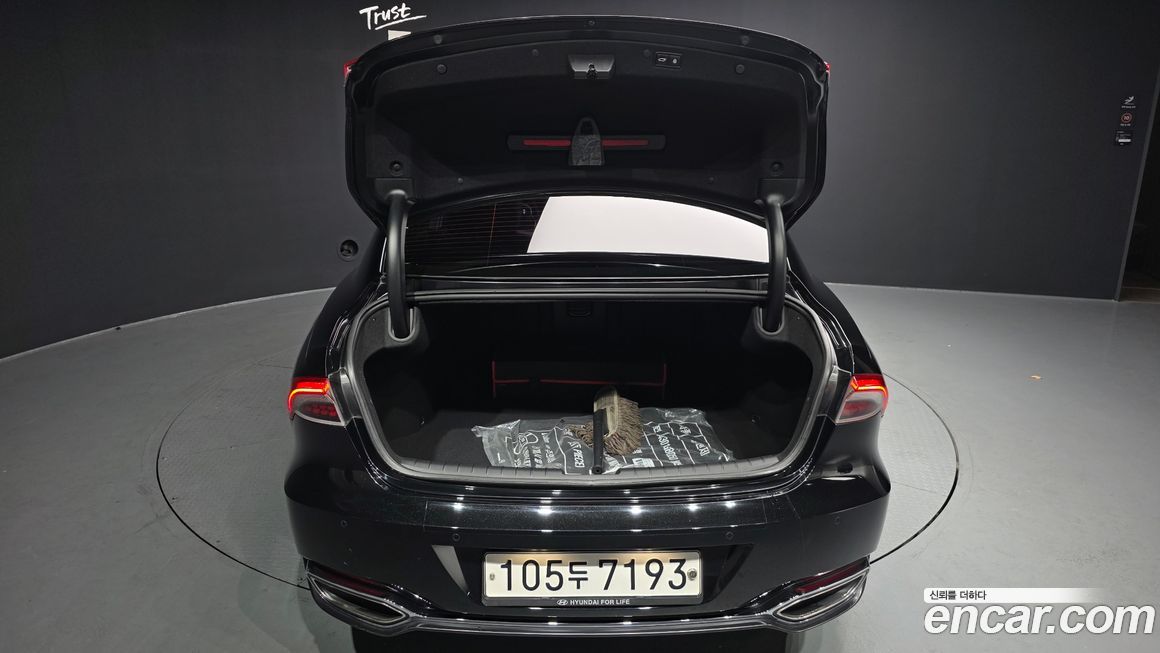 Hyundai Grandeur 2020