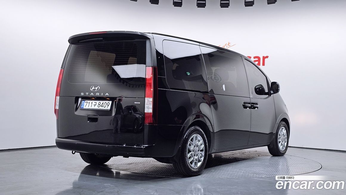 Hyundai Staria 2022