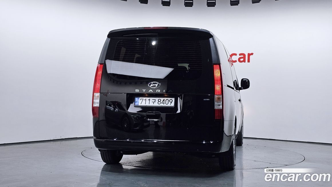 Hyundai Staria 2022