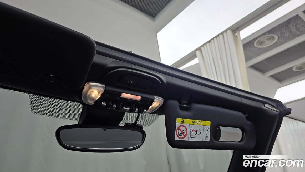 Mini Cooper Convertible 2023