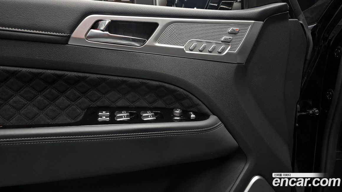 KG_Mobility_Ssangyong Rexton 2023