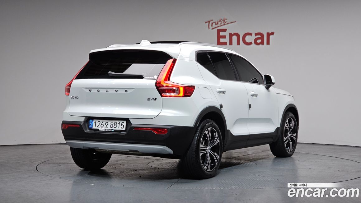 Volvo XC40 2021