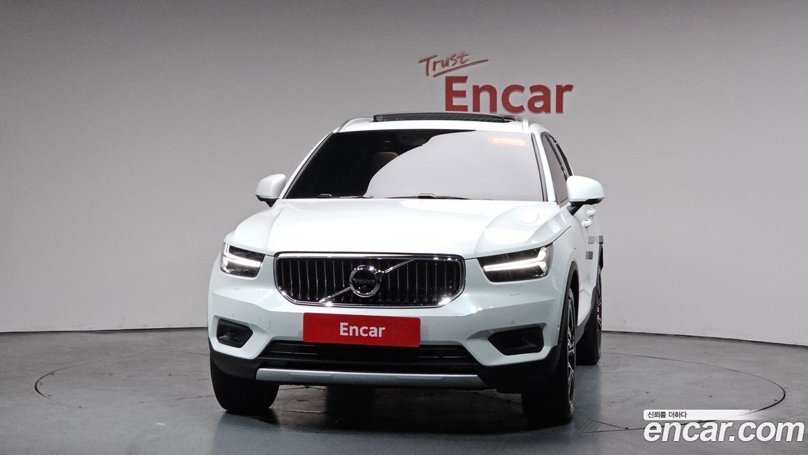 Volvo XC40 2021