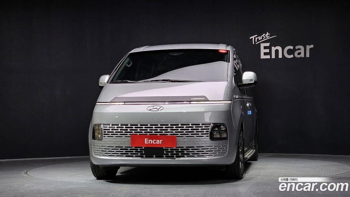Hyundai Staria 2023