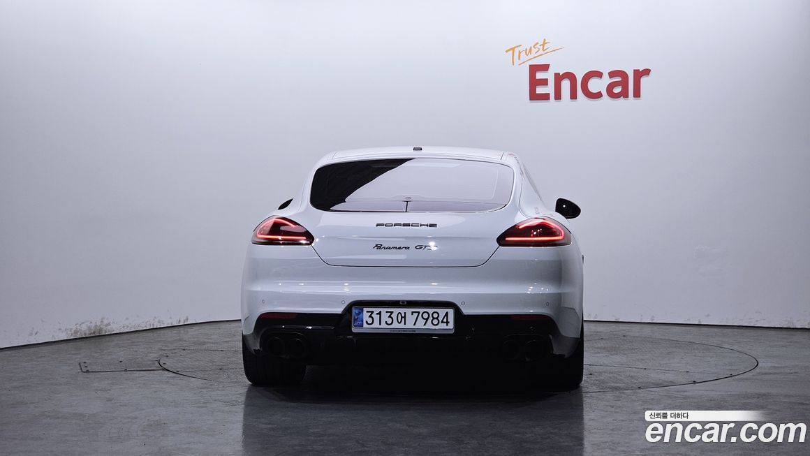 Porsche Panamera 2015