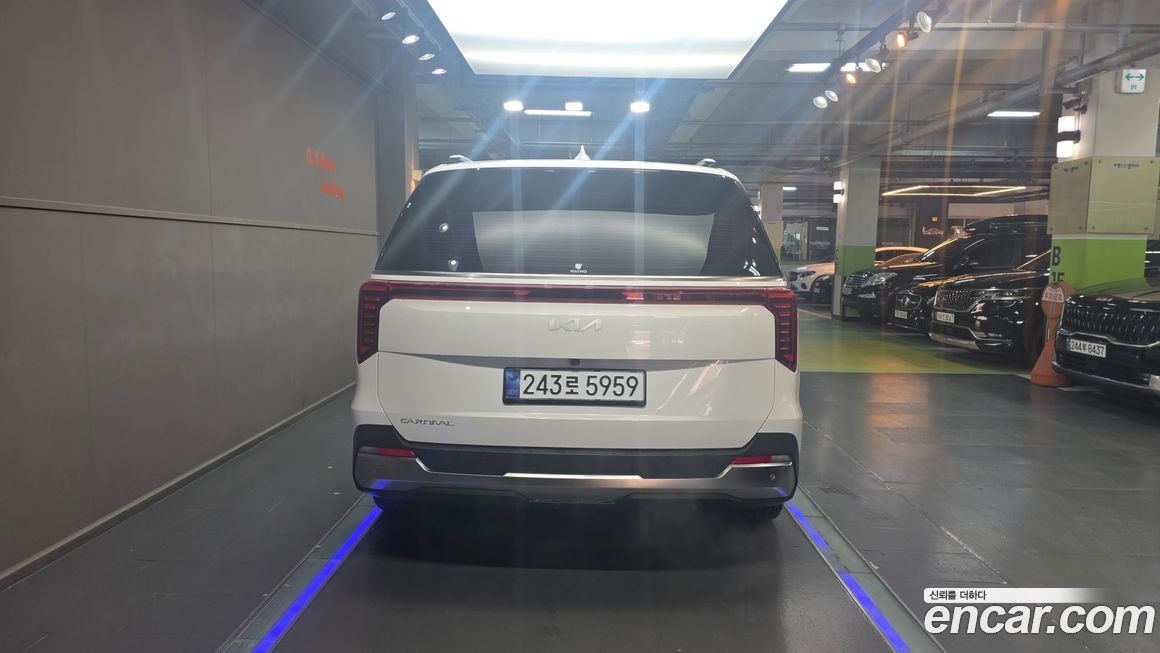 Kia Canival 2025