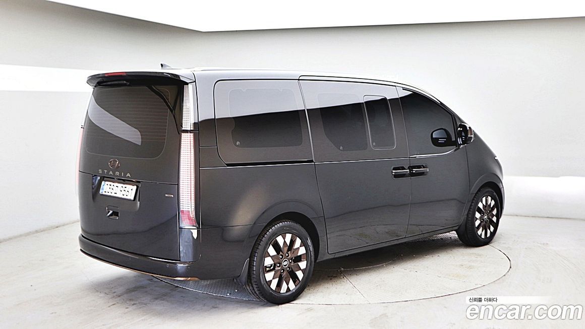 Hyundai Staria 2024