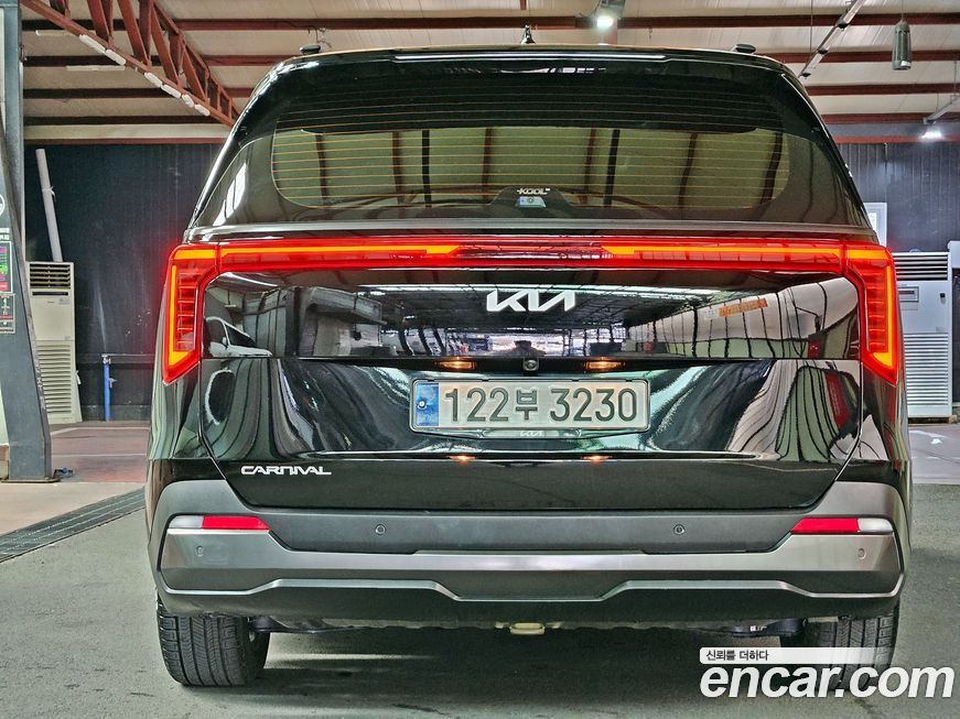 Kia Canival 2024